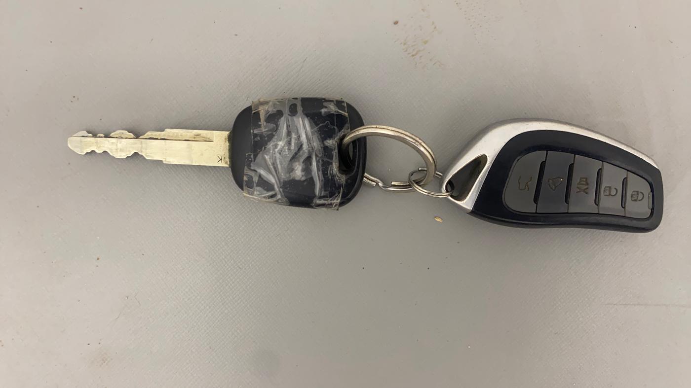2018 Maruti Dzire LXI, Petrol, Manual, 17,934 km, Key Close Up