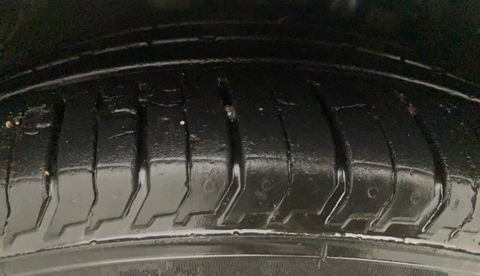 2018 Skoda Rapid STYLE 1.5 TDI AT, Diesel, Automatic, 1,19,830 km, Right Rear Tyre Tread