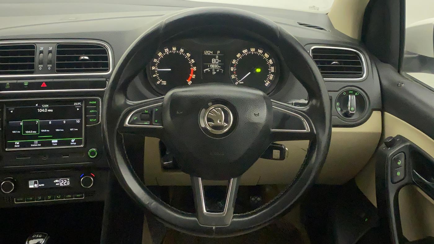 2018 Skoda Rapid STYLE 1.5 TDI AT, Diesel, Automatic, 1,19,830 km, Steering Wheel Close Up