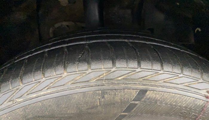 2018 Tata NEXON XZ PLUS PETROL, Petrol, Manual, 23,701 km, Right Front Tyre Tread