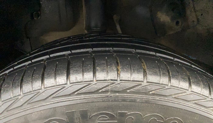 2018 Tata NEXON XZ PLUS PETROL, Petrol, Manual, 23,701 km, Right Rear Tyre Tread