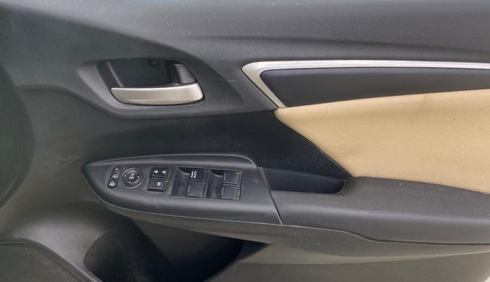 2021 Honda Jazz 1.2L I-VTEC ZX CVT, Petrol, Automatic, 36,101 km, Driver Side Door Panels Control