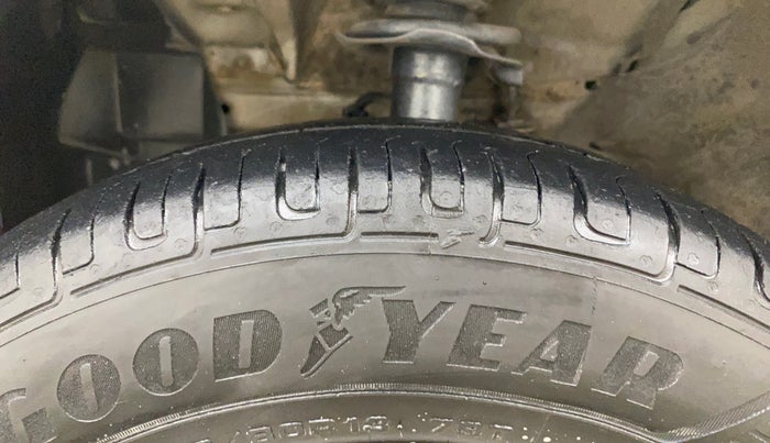 2015 Nissan Micra Active XV, Petrol, Manual, 54,577 km, Left Front Tyre Tread