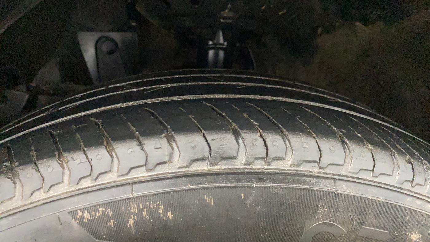 2020 Honda WR-V 1.2L I-VTEC SV MT, Petrol, Manual, 1,03,693 km, Left Front Tyre Tread