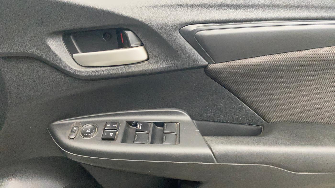 2020 Honda WR-V 1.2L I-VTEC SV MT, Petrol, Manual, 1,03,693 km, Driver Side Door Panels Control
