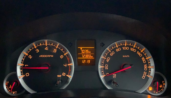 2017 Maruti Swift VXI, Petrol, Manual, 72,483 km, Odometer Image