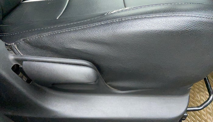 2017 Maruti Swift VXI, Petrol, Manual, 72,483 km, Driver Side Adjustment Panel