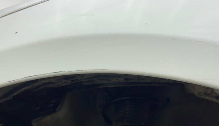 2017 Maruti Swift VXI, Petrol, Manual, 72,483 km, Left fender - Lining loose