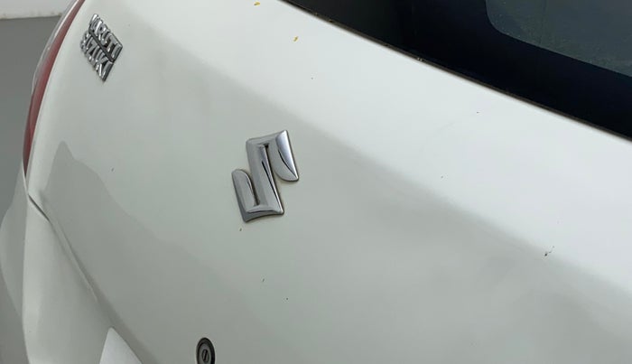 2017 Maruti Swift VXI, Petrol, Manual, 72,483 km, Dicky (Boot door) - Slightly dented