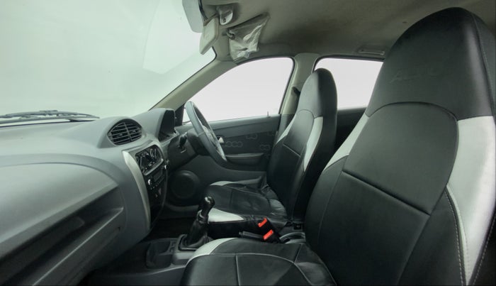 2014 Maruti Alto 800 VXI, Petrol, Manual, 70,920 km, Right Side Front Door Cabin