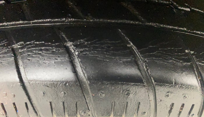 2017 Maruti Celerio ZXI AMT, Petrol, Automatic, 30,820 km, Left Front Tyre Tread