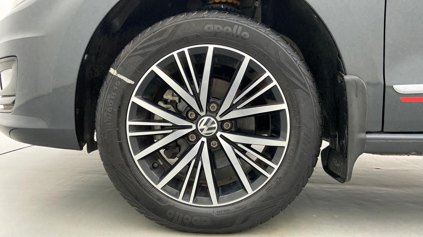 2019 Volkswagen Vento COMFORTLINE MT PETROL, Petrol, Manual, 8,400 km, Left Front Wheel