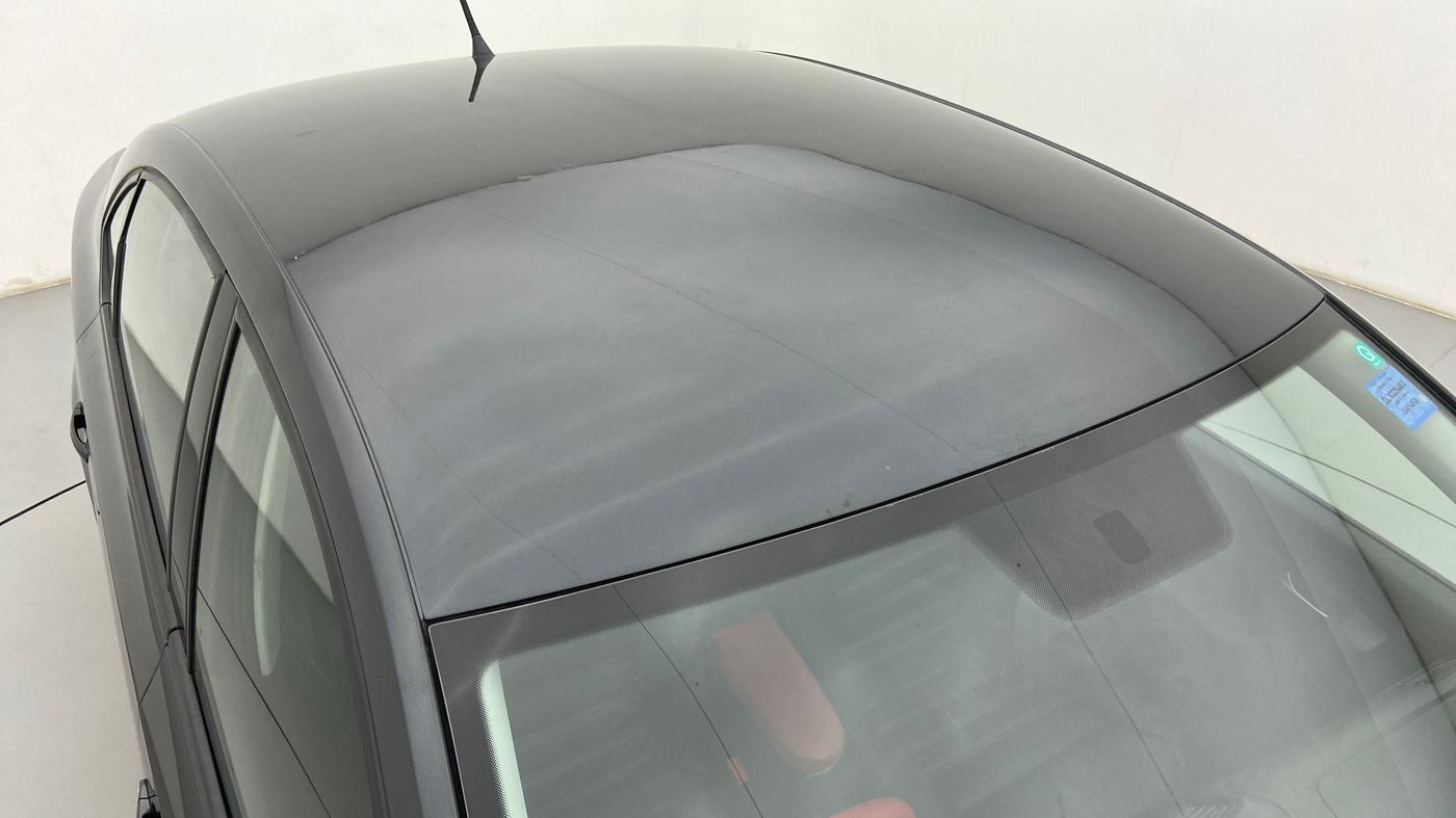 2019 Volkswagen Vento COMFORTLINE MT PETROL, Petrol, Manual, 8,400 km, Roof