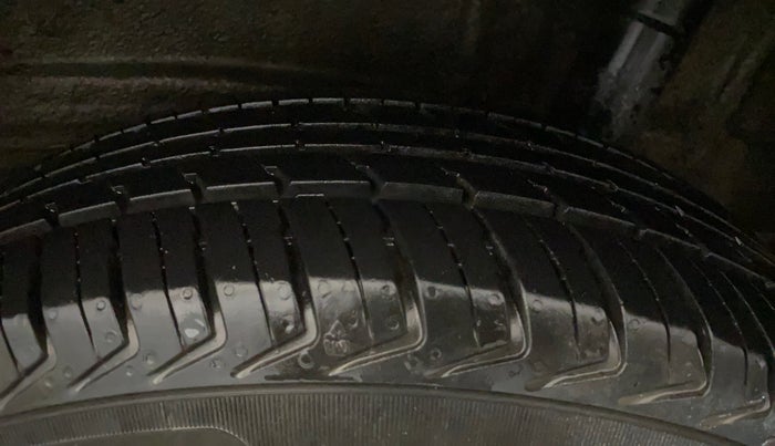 2019 Maruti New Wagon-R LXI CNG 1.0, CNG, Manual, 69,411 km, Left Rear Tyre Tread
