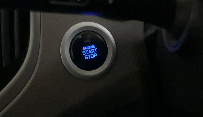 2017 Hyundai Creta SX PLUS AT 1.6 PETROL, Petrol, Automatic, 48,954 km, Keyless Start/ Stop Button