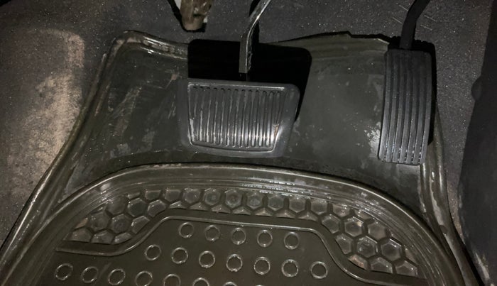 2017 Hyundai Creta SX PLUS AT 1.6 PETROL, Petrol, Automatic, 48,954 km, Pedals