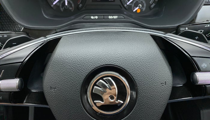 2021 Skoda KUSHAQ STYLE 1.0TSI AT, Petrol, Automatic, 2,975 km, Paddle Shifters