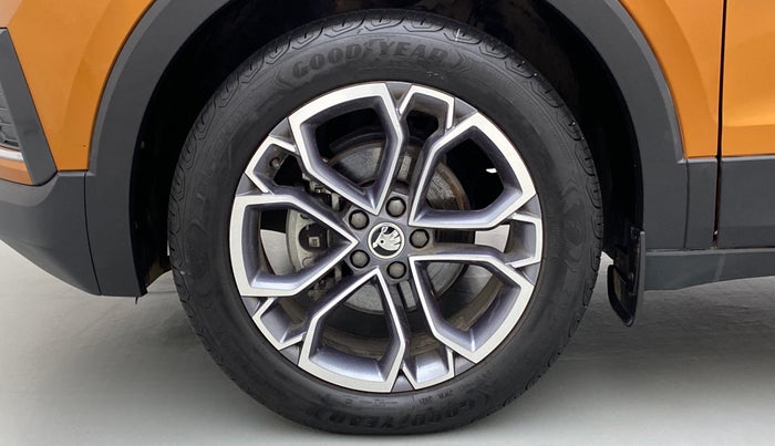 2021 Skoda KUSHAQ STYLE 1.0TSI AT, Petrol, Automatic, 2,975 km, Left Front Wheel