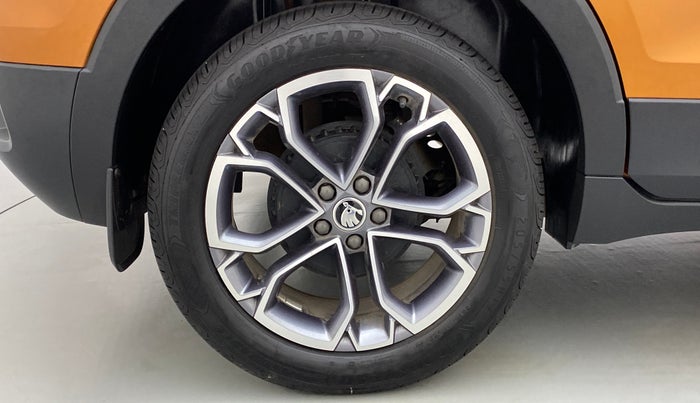 2021 Skoda KUSHAQ STYLE 1.0TSI AT, Petrol, Automatic, 2,975 km, Right Rear Wheel