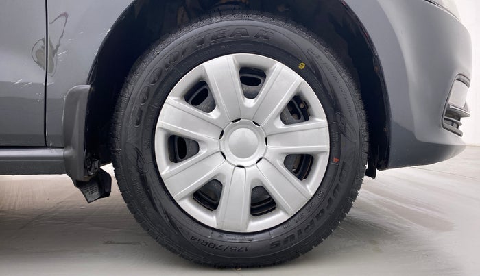 2019 Volkswagen Polo Trendline 1.0 L Petrol, Petrol, Manual, 34,988 km, Right Front Wheel