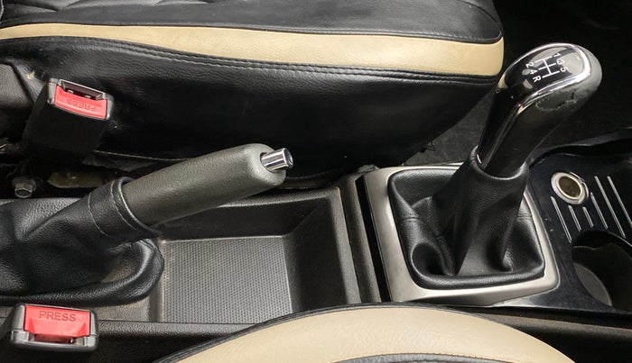 2015 Tata Zest XT RT, Petrol, Manual, 49,399 km, Gear Lever