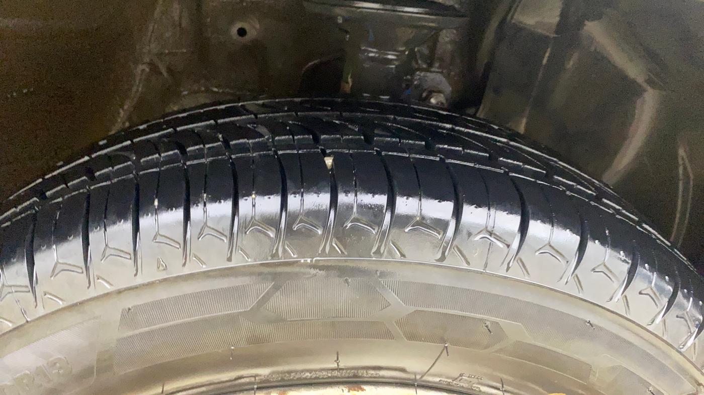 2021 Maruti New Wagon-R LXI CNG (O) 1.0, CNG, Manual, 96,510 km, Right Front Tyre Tread