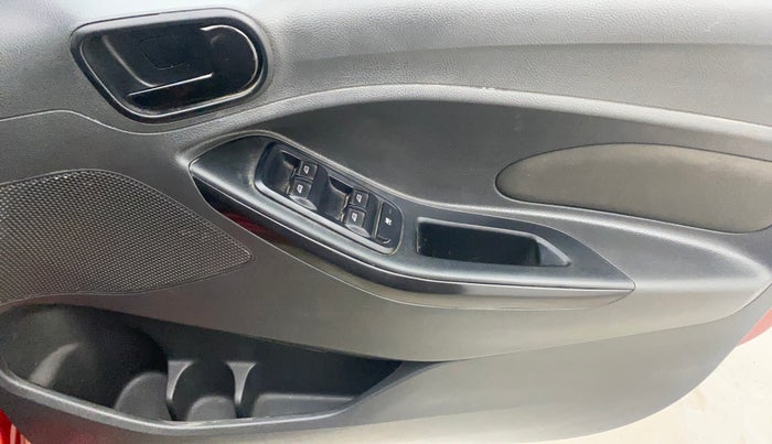 2017 Ford Figo Aspire TITANIUM 1.2 PETROL, Petrol, Manual, 42,991 km, Driver Side Door Panels Control