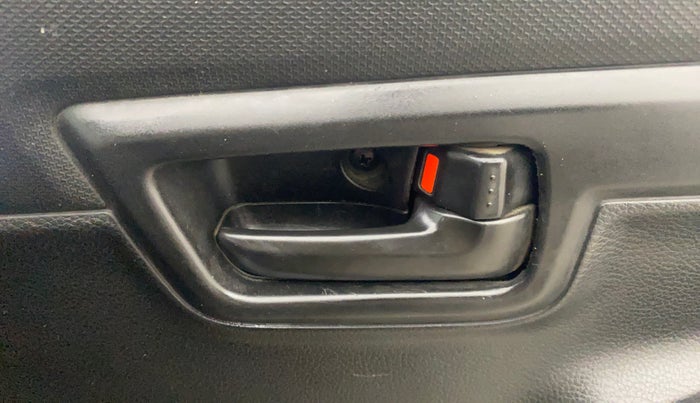 2023 Maruti S PRESSO VXI S-CNG, CNG, Manual, 46,557 km, Driver Side Door Panels Control