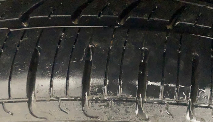 2023 Maruti S PRESSO VXI S-CNG, CNG, Manual, 46,557 km, Right Rear Tyre Tread