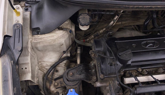 2016 Hyundai Elite i20 SPORTZ 1.2, Petrol, Manual, 1,15,037 km, Engine View - Right