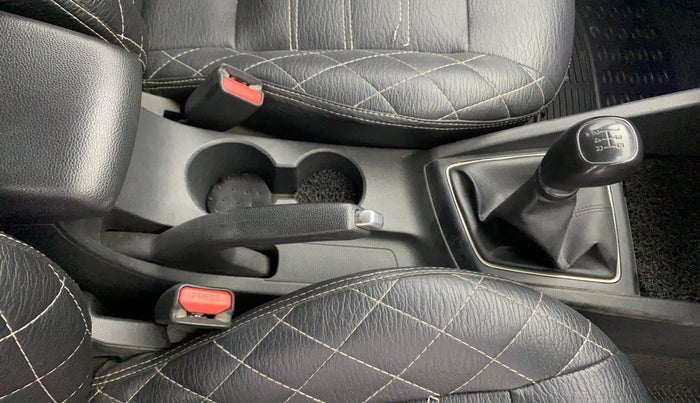 2016 Hyundai Elite i20 SPORTZ 1.2, Petrol, Manual, 1,15,037 km, Gear Lever