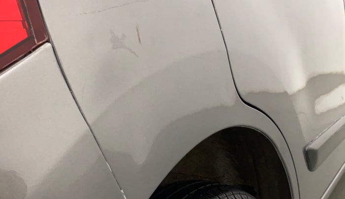 2014 Maruti Wagon R 1.0 LXI CNG, CNG, Manual, 87,074 km, Right quarter panel - Slightly dented