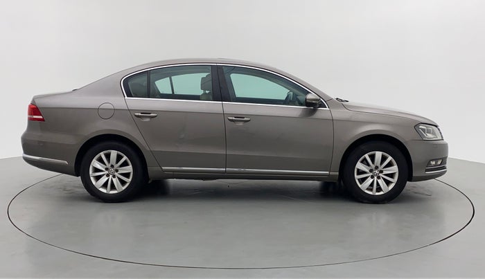2011 Volkswagen Passat HIGHLINE DSG, Diesel, Automatic, 96,136 km, Right Side