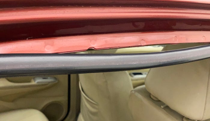 2010 Honda City 1.5L I-VTEC V MT, Petrol, Manual, 86,057 km, Right rear door - Beading has minor damage