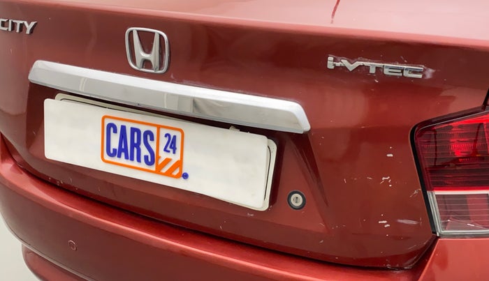 2010 Honda City 1.5L I-VTEC V MT, Petrol, Manual, 86,057 km, Dicky (Boot door) - Minor scratches
