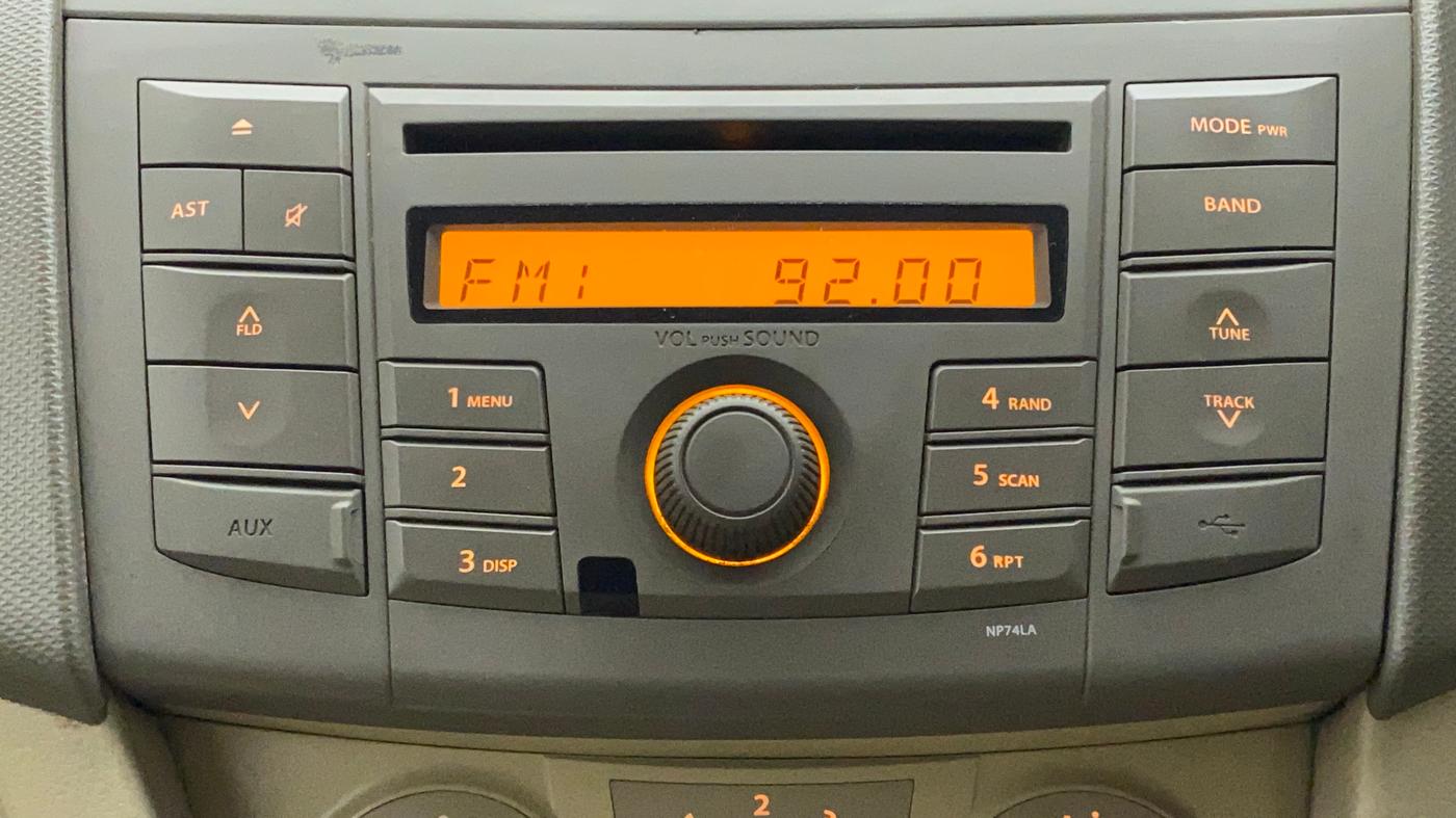 2014 Maruti Ertiga VXI CNG, CNG, Manual, 86,899 km, Infotainment System