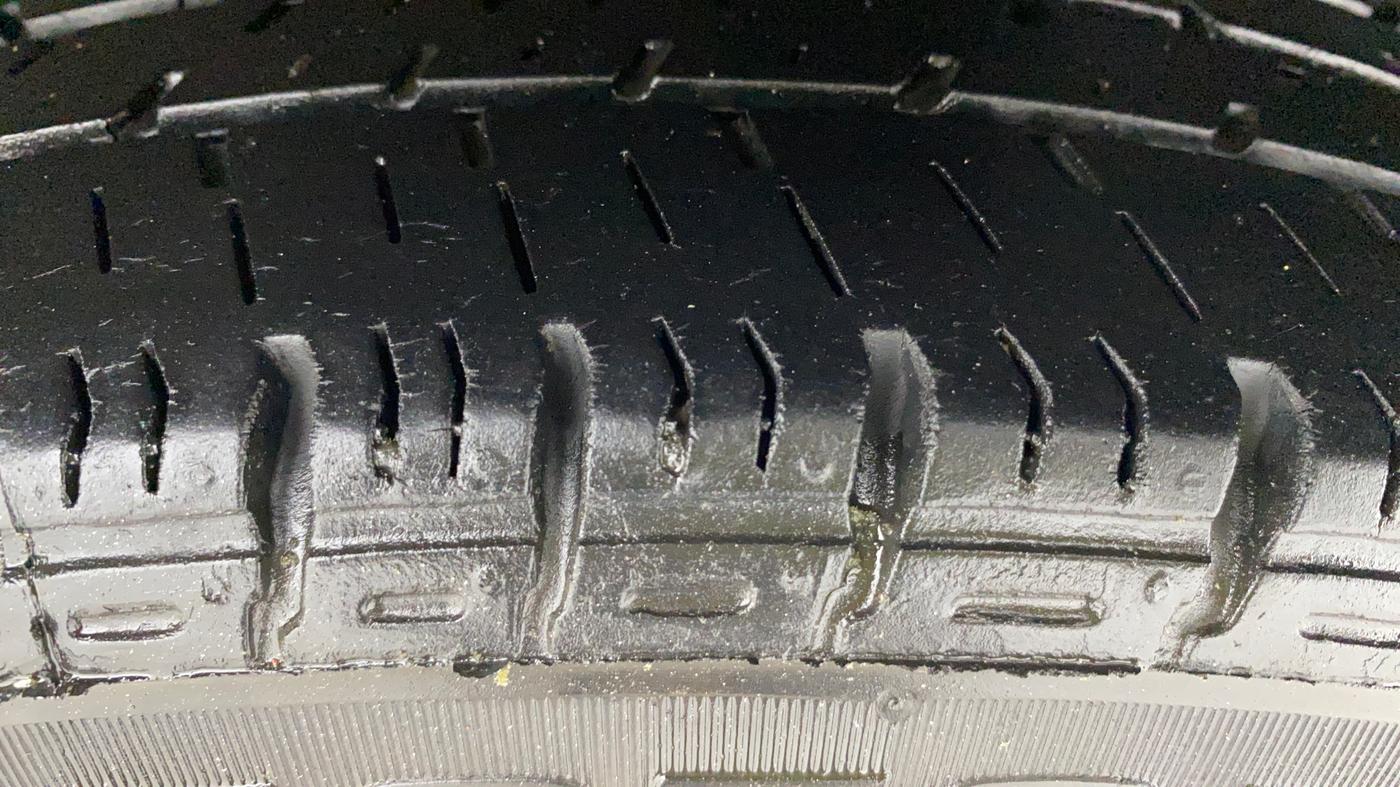2016 Hyundai Xcent S AT 1.2, Petrol, Automatic, 65,303 km, Left Rear Tyre Tread