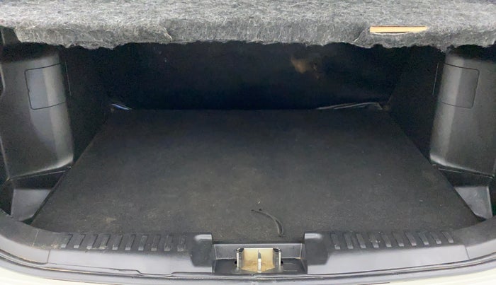 2019 Maruti Vitara Brezza VDI, Diesel, Manual, 81,027 km, Boot Inside
