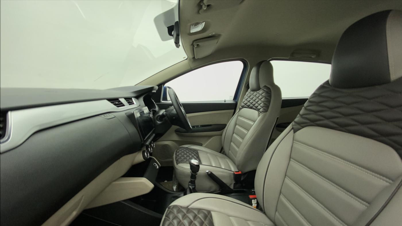 2019 Renault TRIBER RXZ, Petrol, Manual, 41,387 km, Right Side Front Door Cabin