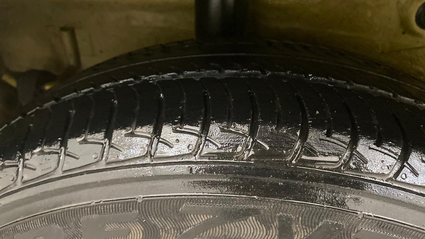 2014 Maruti Celerio VXI AMT, Petrol, Automatic, 95,467 km, Right Rear Tyre Tread