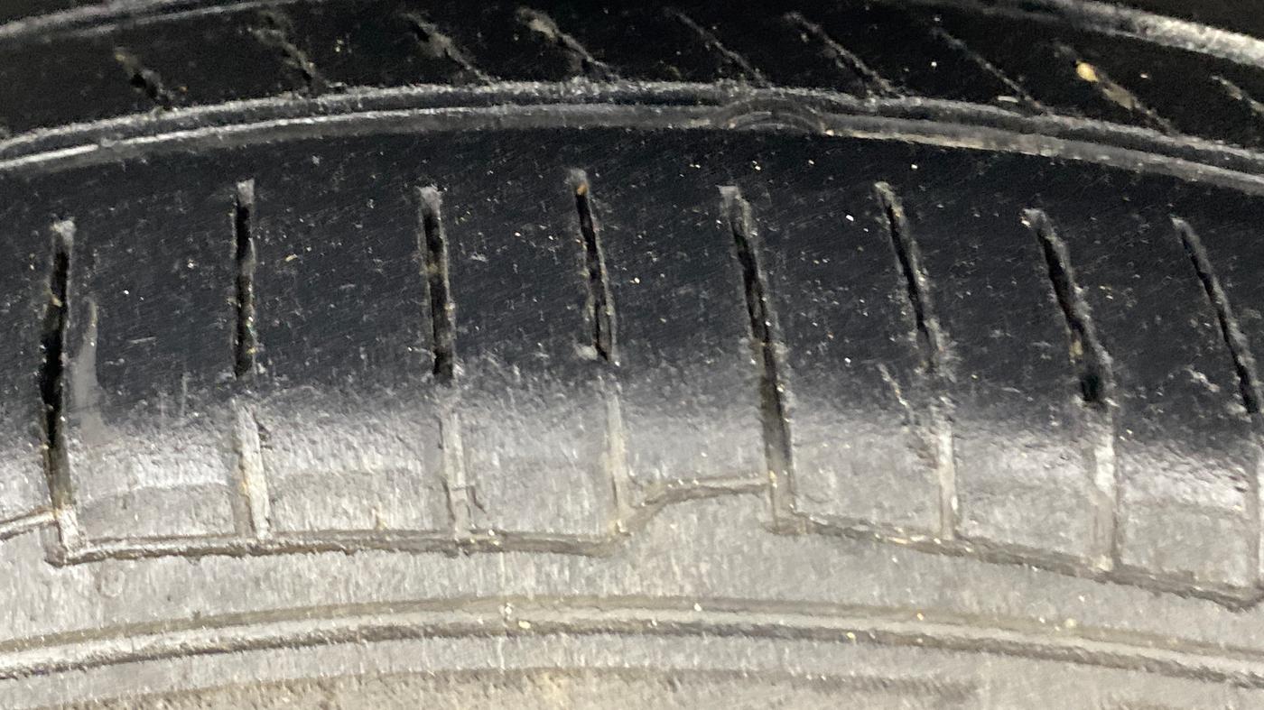 2019 Volkswagen Ameo TRENDLINE 1.5L, Diesel, Manual, 60,539 km, Left Rear Tyre Tread
