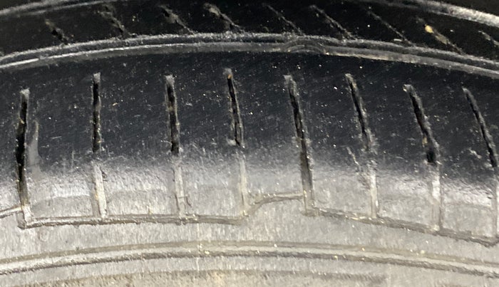 2019 Volkswagen Ameo TRENDLINE 1.5L, Diesel, Manual, 60,559 km, Left Rear Tyre Tread