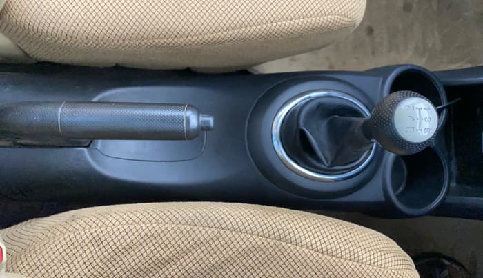 2014 Honda Mobilio 1.5L I-VTEC S, Petrol, Manual, 93,632 km, Gear Lever