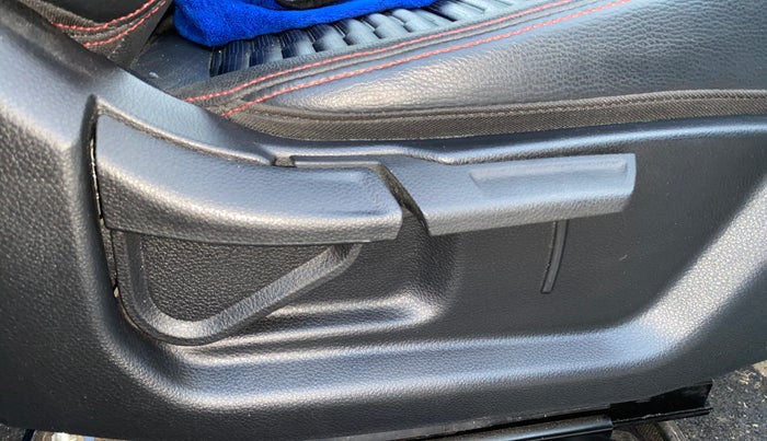 2023 KIA SONET GTX PLUS 1.0 IMT, Petrol, Manual, 20,434 km, Driver Side Adjustment Panel