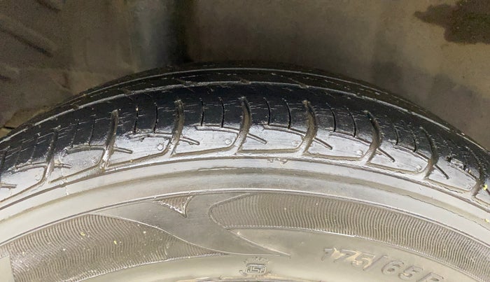 2014 Honda Amaze 1.2L I-VTEC VX, Petrol, Manual, 69,980 km, Right Rear Tyre Tread