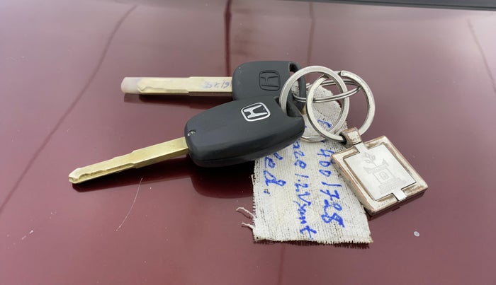 2014 Honda Amaze 1.2L I-VTEC VX, Petrol, Manual, 69,980 km, Key Close Up