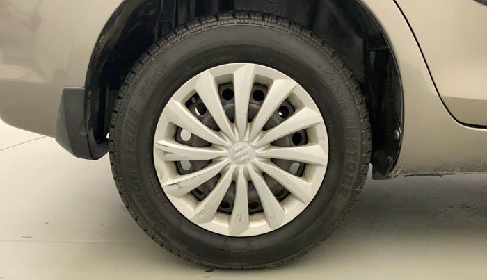 2016 Maruti Swift Dzire VXI, Petrol, Manual, 77,984 km, Right Rear Wheel