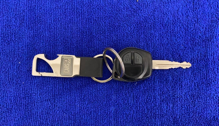 2016 Maruti Swift Dzire VXI, Petrol, Manual, 77,984 km, Key Close Up