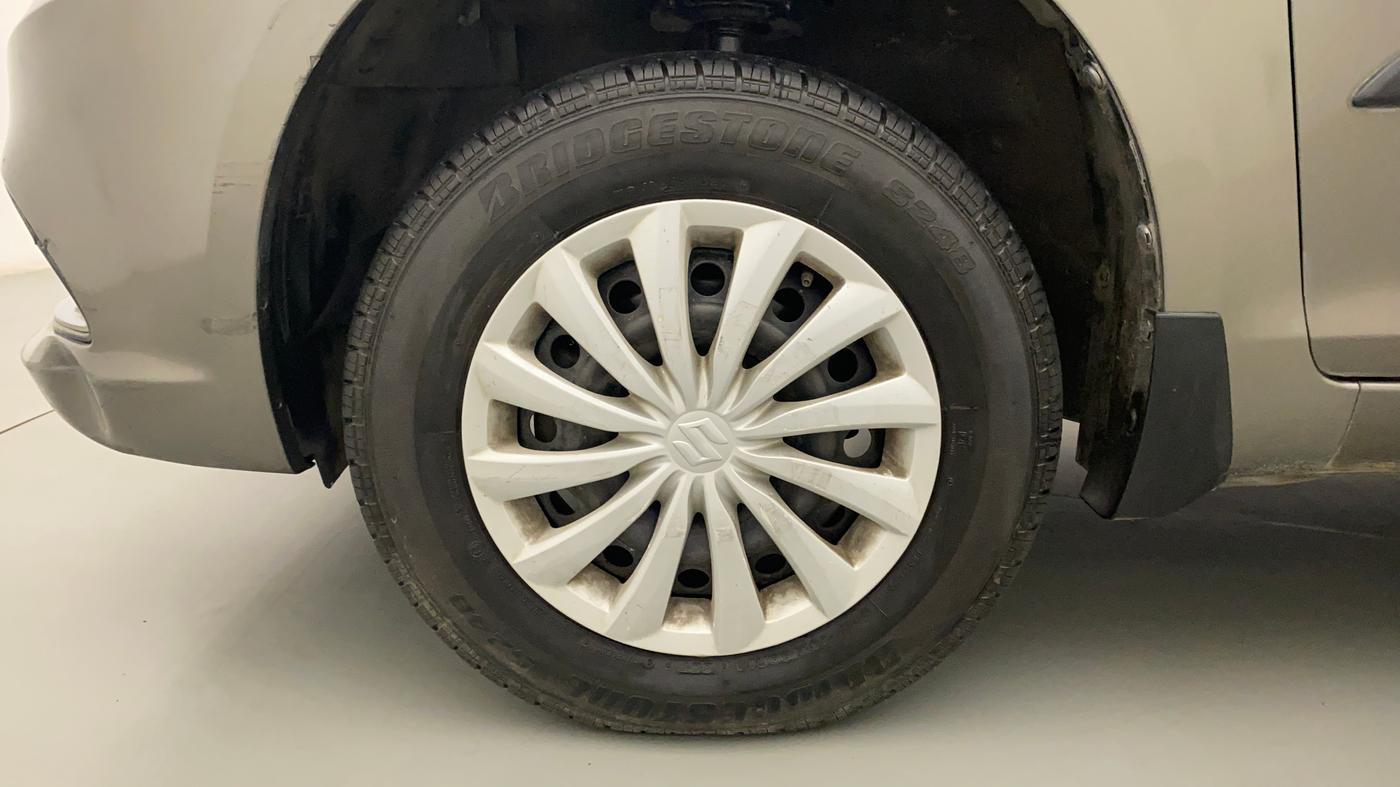 2016 Maruti Swift Dzire VXI, Petrol, Manual, 77,984 km, Left Front Wheel