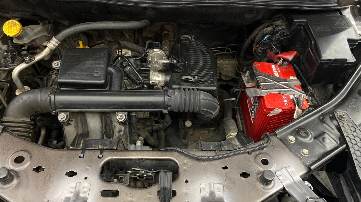 2022 Nissan MAGNITE XE, Petrol, Manual, 79,707 km, Engine View - Left